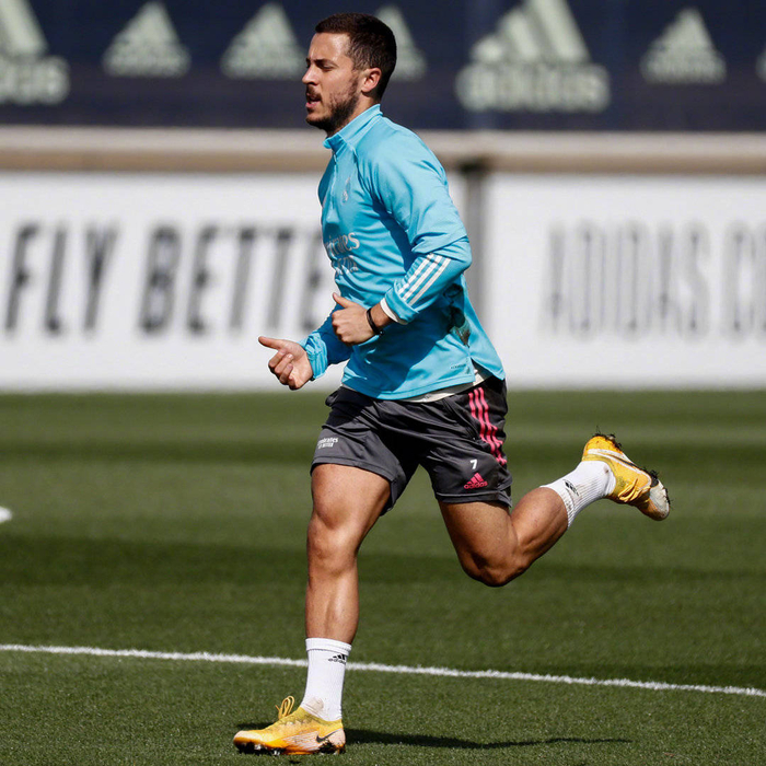 TL血洗FLY,Crisp完成史诗逆转顶尖较量淘汰赛,让粉丝疯狂欢呼 TL血洗FLY,Crisp完成史诗逆转顶尖较量淘汰赛,让粉丝疯狂欢呼