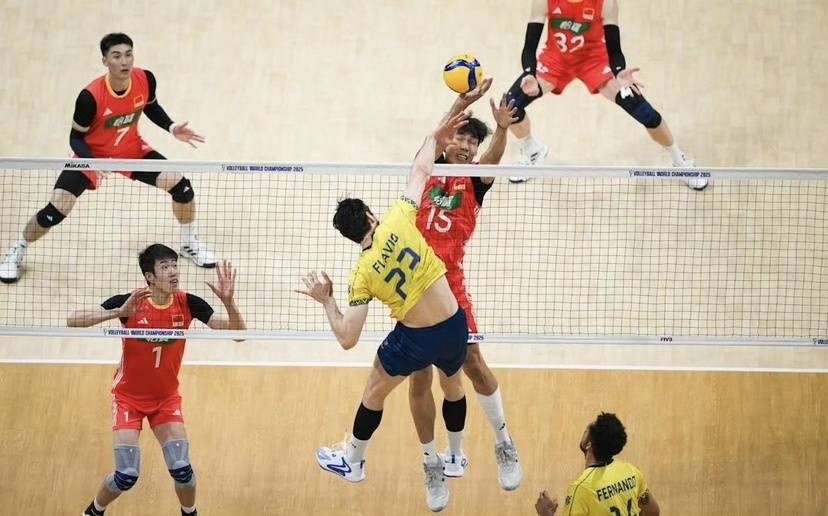 MAD翻盘SHR，Chovy极限生还后反打鏖战多局淘汰赛，让粉丝疯狂欢呼