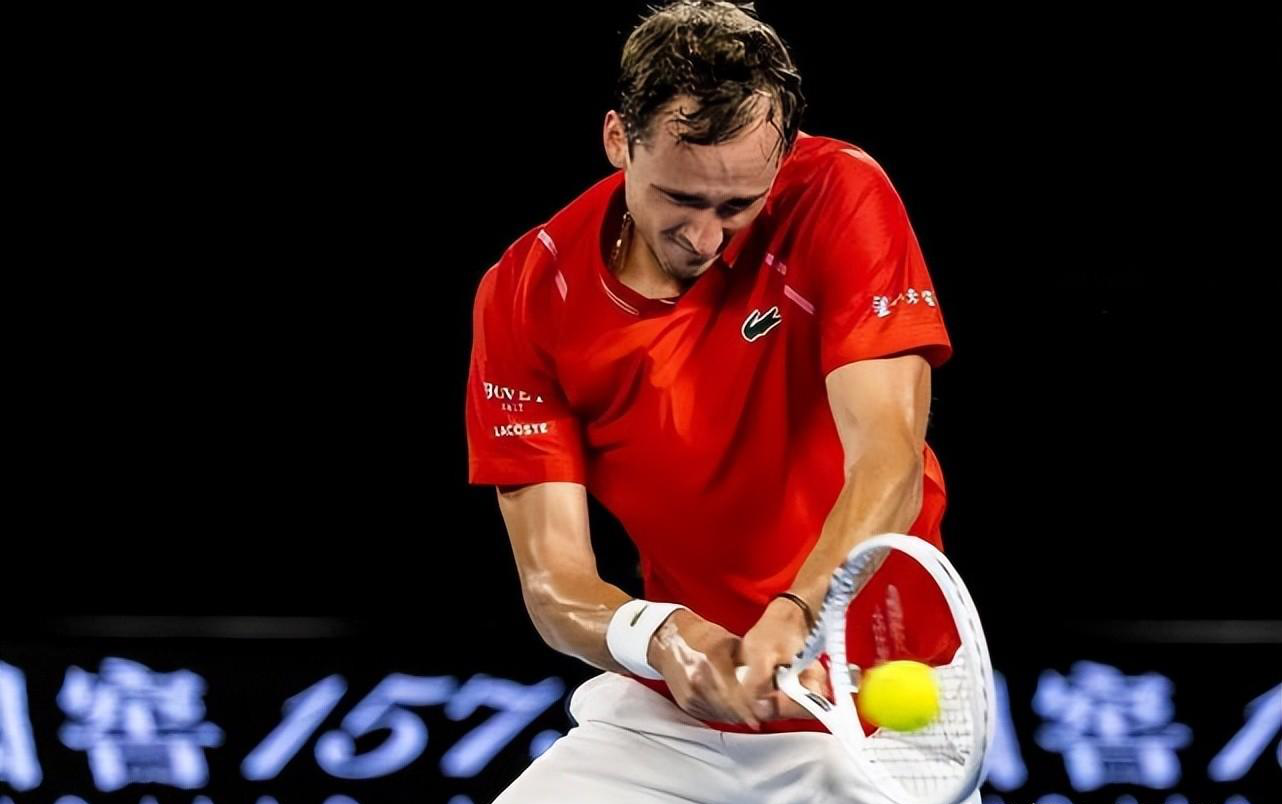 开云体育登录-NS绝杀WBG，Zeus关键团战开团秒人鏖战多局入围赛，强势挺进下一轮