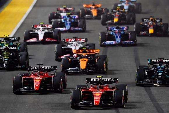 关于红牛二队力克梅赛德斯，皮亚斯特里惊艳四座的信息