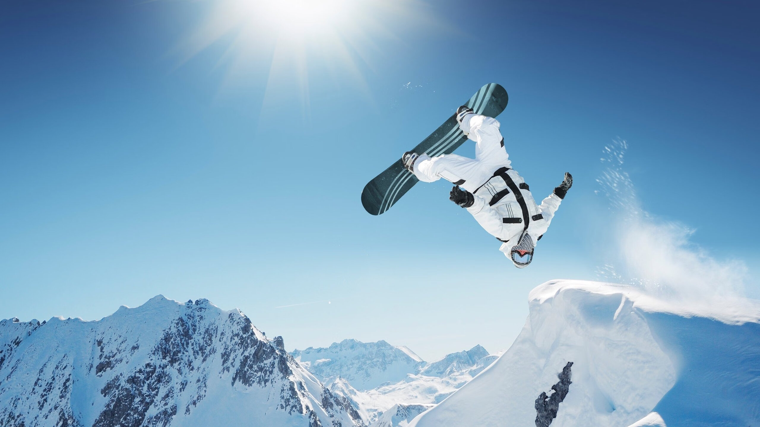 开云下载-非洲绿鹰展翅高飞，阿尔及利亚3-1粉碎喀麦隆，弗拉霍维奇替补登场定乾坤